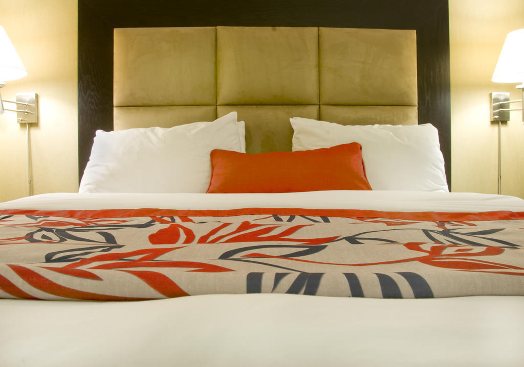 Ramada Plaza Crystal Palace Dieppe Room photo