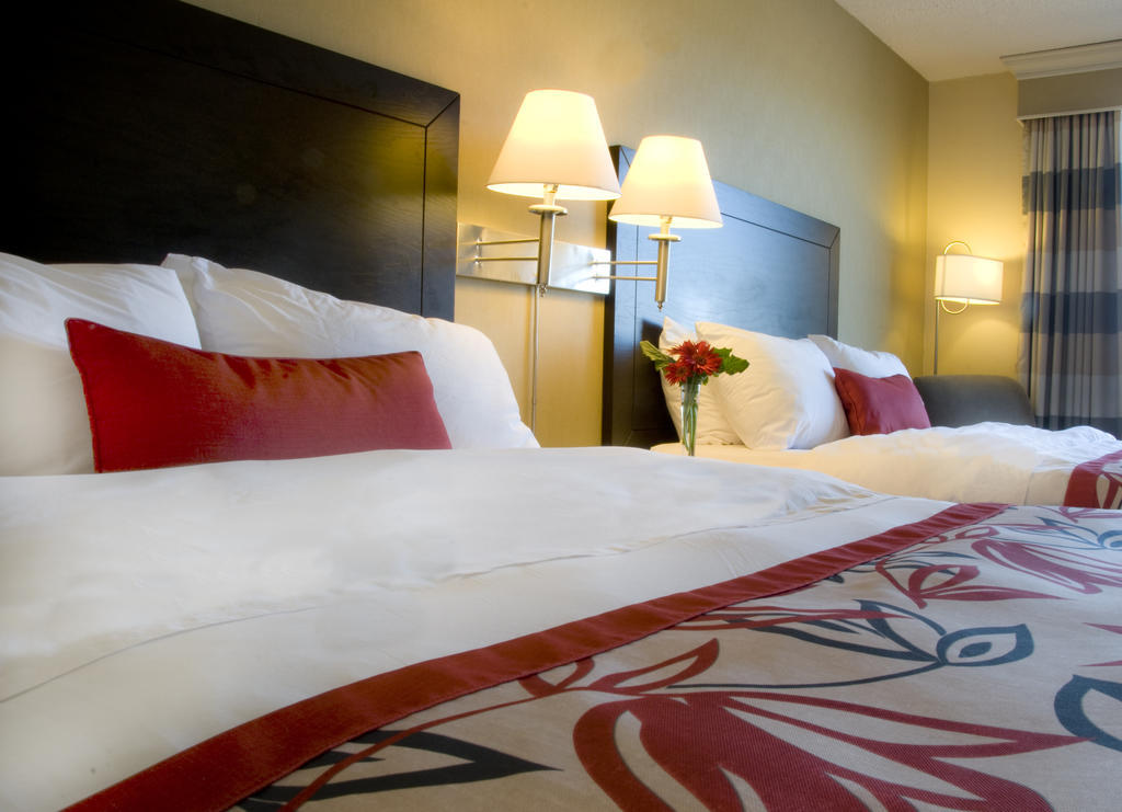 Ramada Plaza Crystal Palace Dieppe Room photo